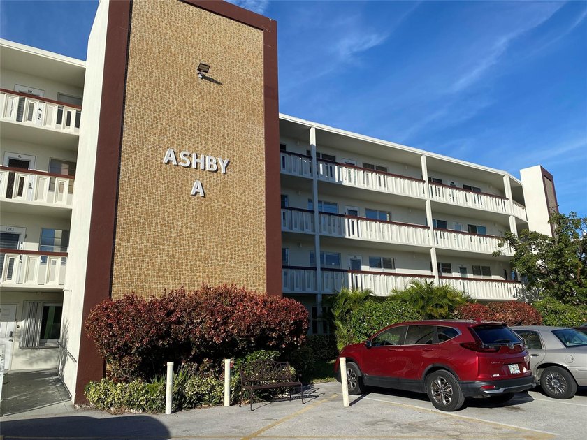 WATER VIEW ! FROM THIS 2ND FLOOR, MOVE IN READY UNIT. FULLY - photo 25