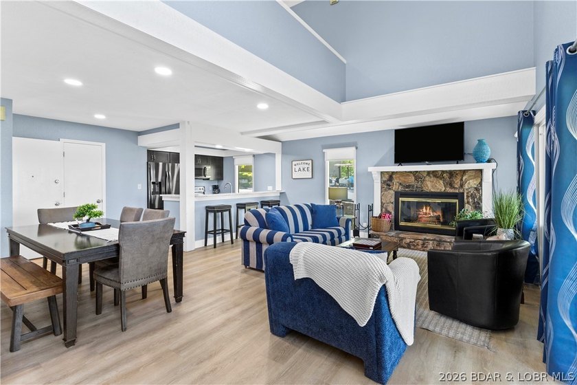 Welcome to lake living in the heart of Osage Beach! Located in - photo 12