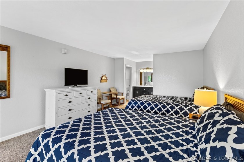 Welcome to lake living in the heart of Osage Beach! Located in - photo 27