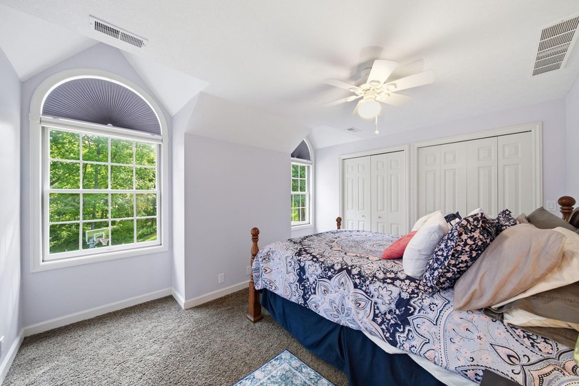 Impressive charm, character &amp; updates throughout this stunning - photo 42