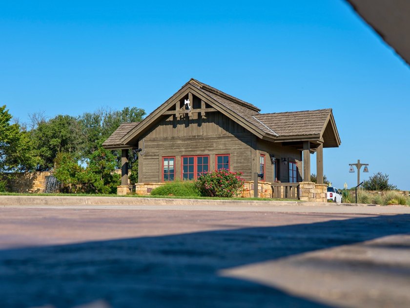 OWNER-FINANCING AVAILABLE!! Create your ideal full-time - photo 11
