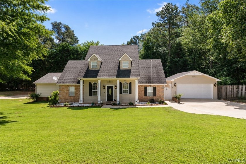 Welcome to this stunning 4-bedroom, 3-bathroom home designed for - photo 2