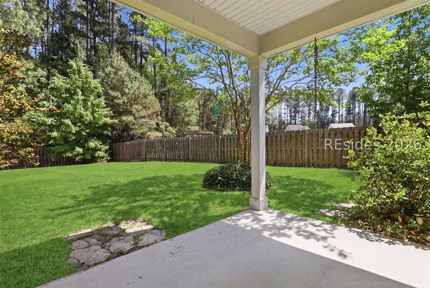 Welcome to 7 Wolf Creek Cove, a beautifully maintained home - photo 30