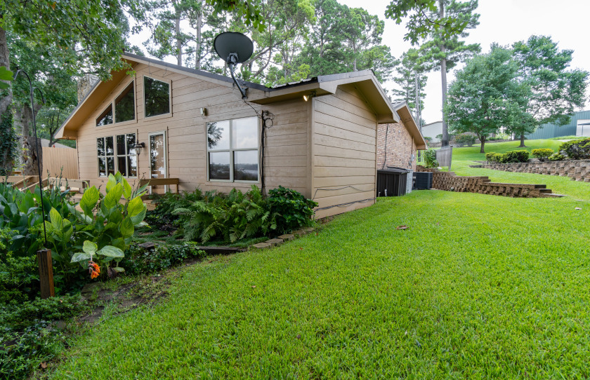 Wow, HUGE PRICE REDUCTION!
SM 29 Lake Cherokee- $545,000
 SOLD - photo 6
