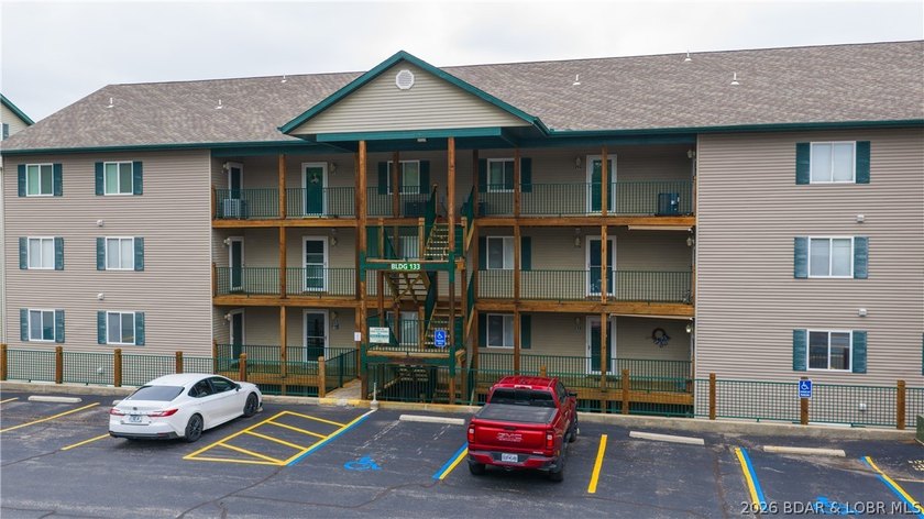 Located just outside of Camdenton in the sought-after Cedar Glen - photo 31