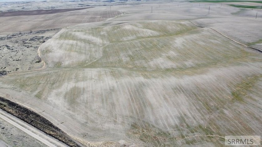 62 acres perfect for a rural development! Many different - photo 8