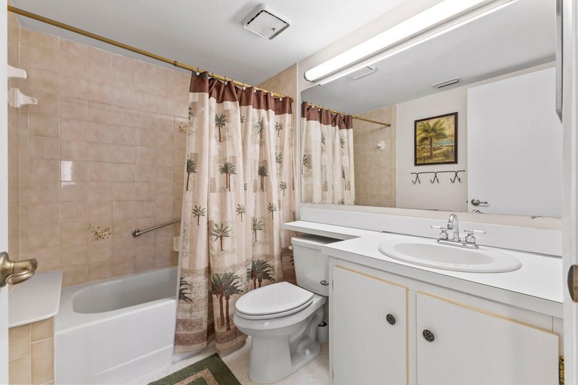 SELLER OFFERING BUYER CREDIT! Welcome to this clean 2 Bedroom 2 - photo 17