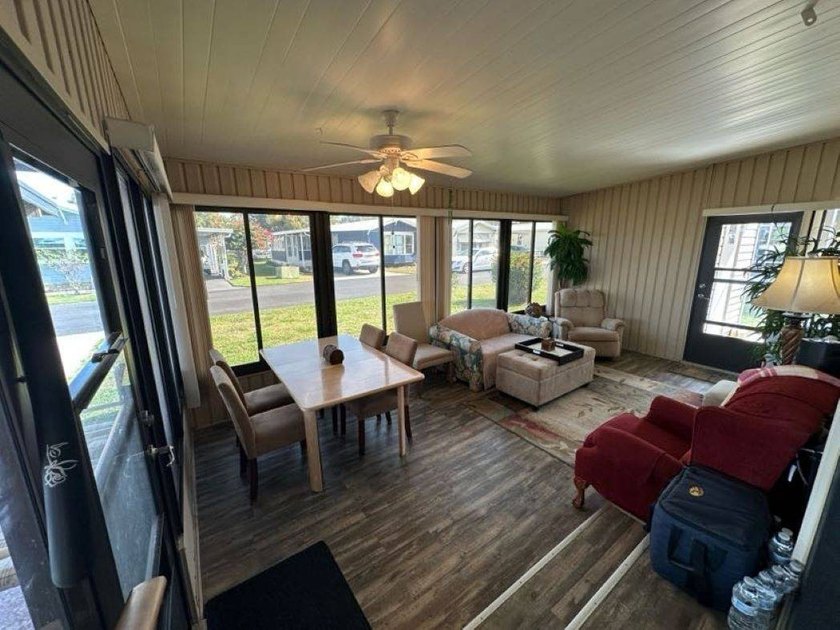 Picture-Perfect, Move-In Ready Home in the Heart of Winter - photo 6