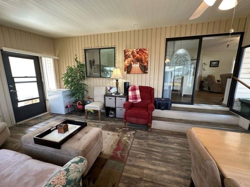 Picture-Perfect, Move-In Ready Home in the Heart of Winter - photo 9