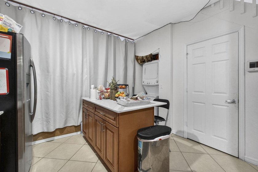 Beautiful 2-story townhome in gated community with resort style - photo 11