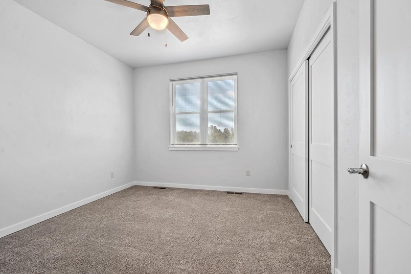 Gorgeous new-build 2BR/2BA zero-entry ranch condominium near - photo 21