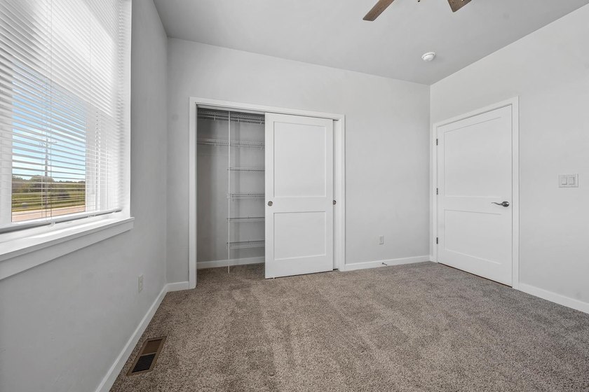 Gorgeous new-build 2BR/2BA zero-entry ranch condominium near - photo 22
