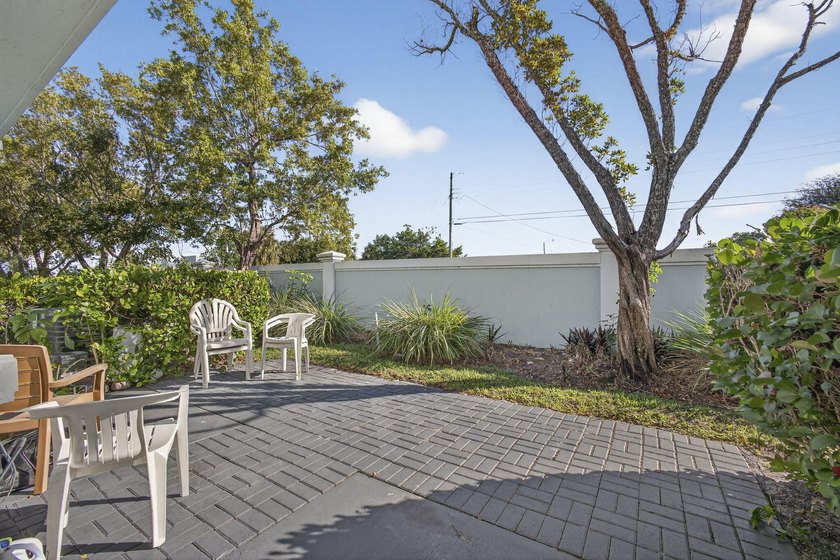 Beautiful 2-story townhome in gated community with resort style - photo 26