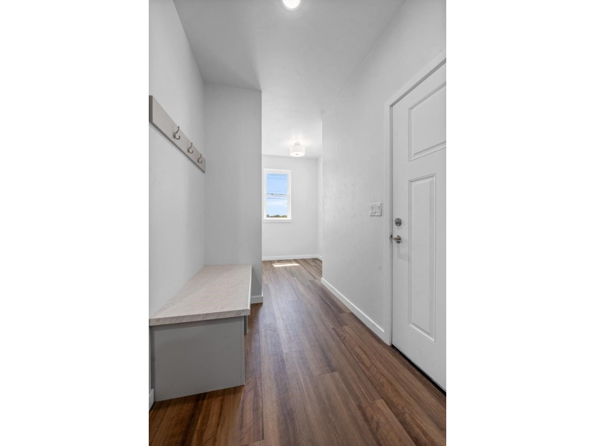 Gorgeous new-build 2BR/2BA zero-entry ranch condominium near - photo 27