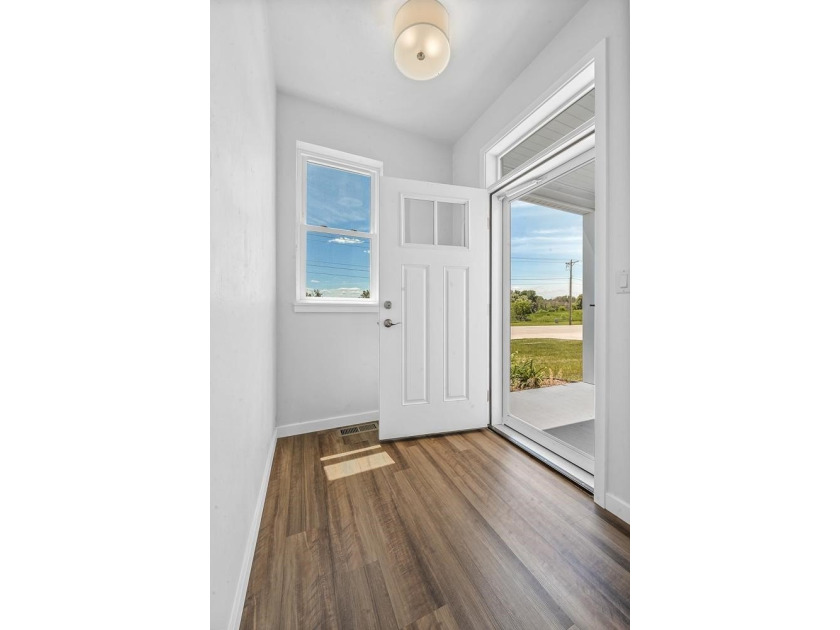 Gorgeous new-build 2BR/2BA zero-entry ranch condominium near - photo 28