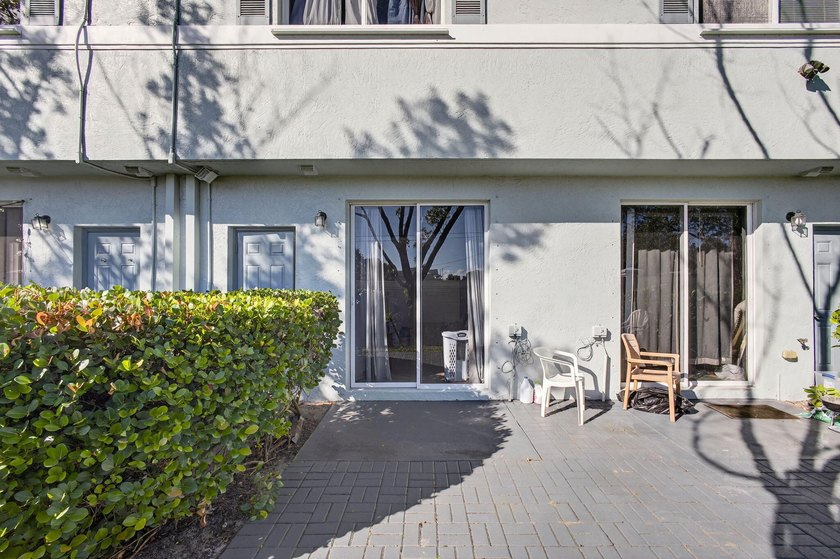 Beautiful 2-story townhome in gated community with resort style - photo 28