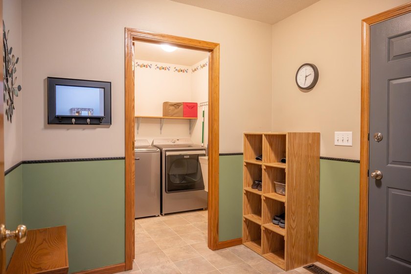 Well maintained, one-owner home offering nearly 2,500 sq. ft. of - photo 28
