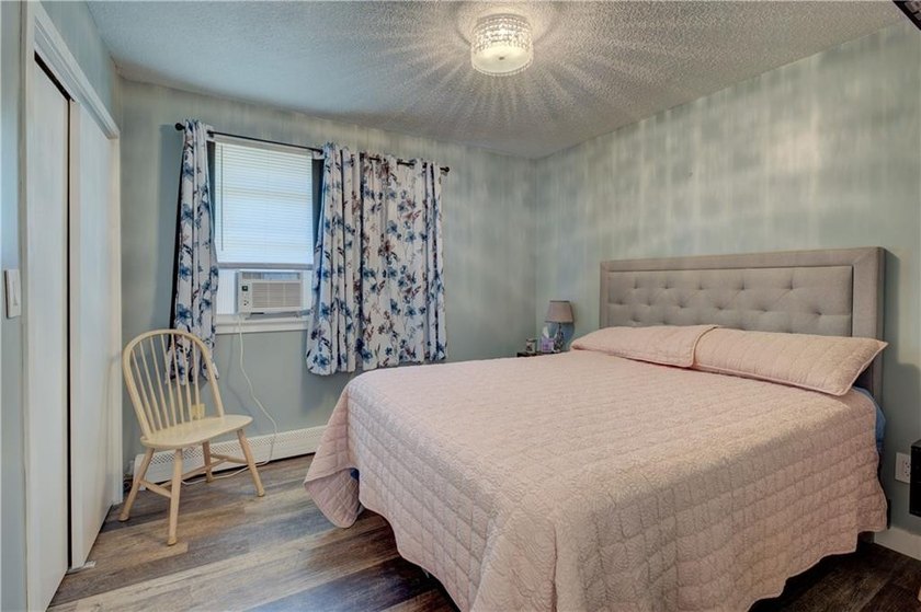 Warren Gem! Move right into this beautifully updated home - photo 19