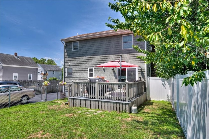 Warren Gem! Move right into this beautifully updated home - photo 28