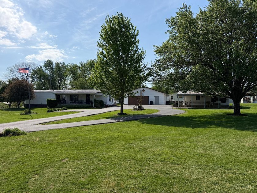 Mobile Home situated on 3 Lots in the Rocky Fork Lake Area- - photo 4