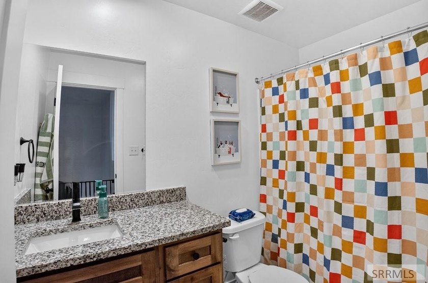 Welcome to 85 E Legacy Drive! Built in 2022, this immaculate - photo 20