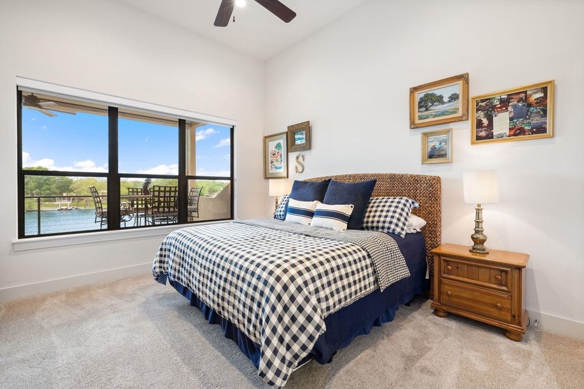 Life is better on Lake LBJ! This stylish custom-built lake house - photo 35
