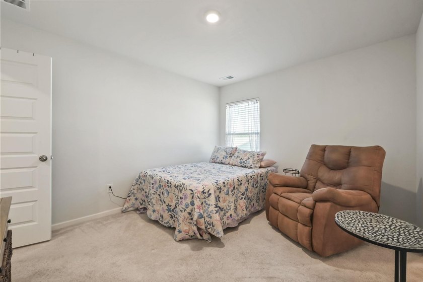 Welcome to this beautifully maintained Kensington floor plan in - photo 26