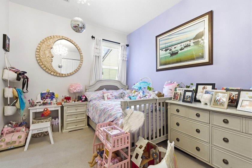 Beautifully updated newer-construction townhome in the - photo 27