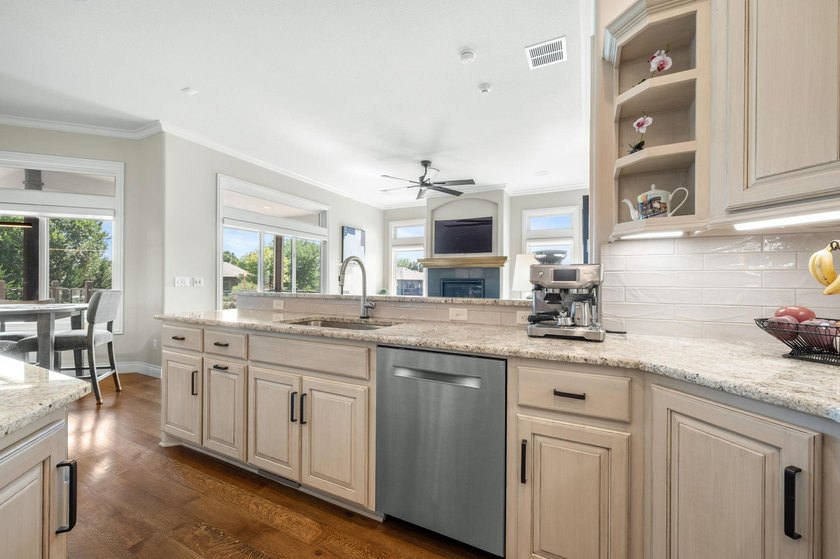 Luxury living with every detail in place! This stunning - photo 8