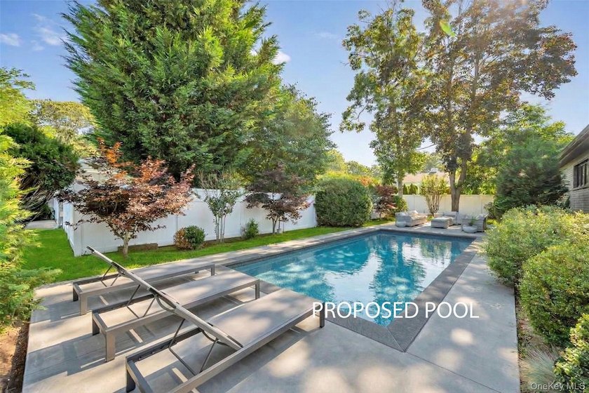 This beautiful ranch is set on .33 of an acre - photo 25
