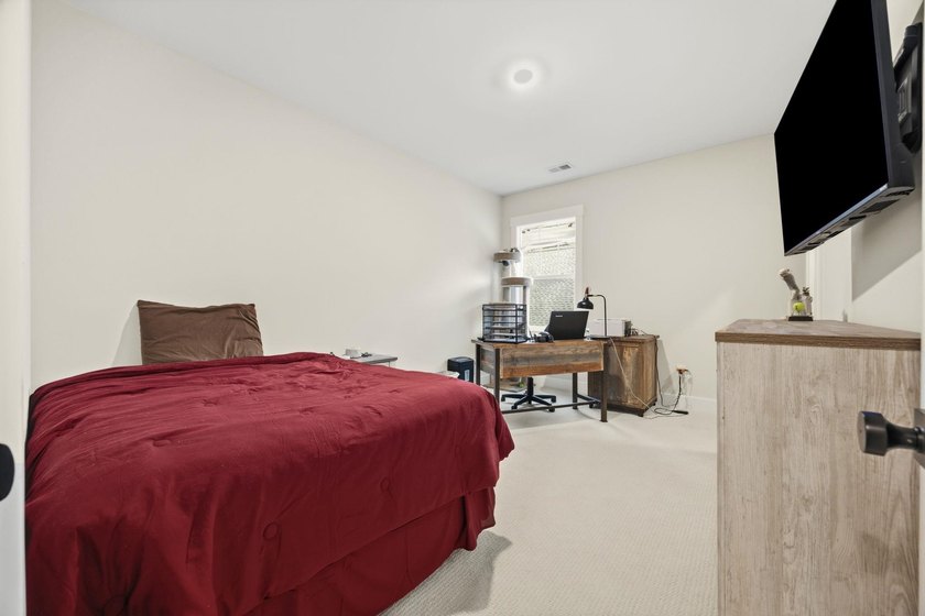 Welcome to 2031 Comradery Way in the sought-after Longwood - photo 38