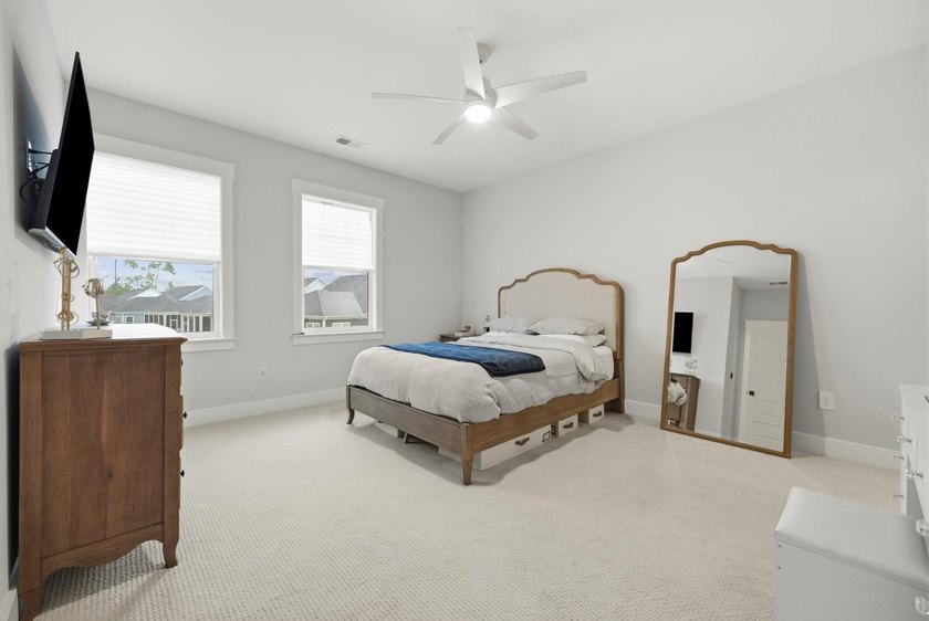 Welcome to 2031 Comradery Way in the sought-after Longwood - photo 43