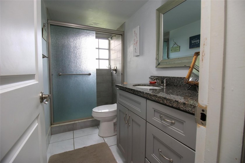 Briarwood Club in the heart of Coral Springs, tucked behind - photo 14