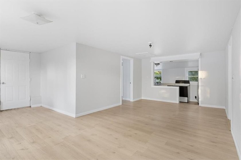 Check out this updated and affordable 3 bedroom, 1 home that - photo 6