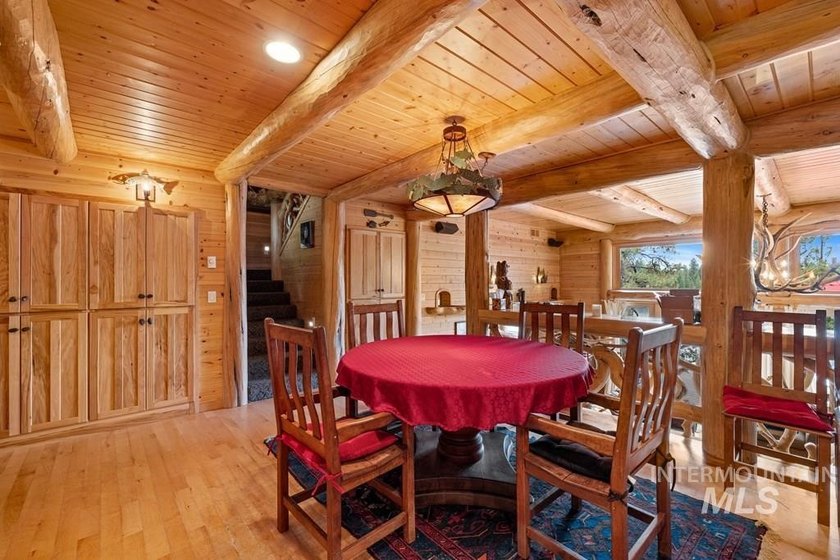 Fractional Lakefront 5-bed, 5 bath home with two additional bed - photo 18