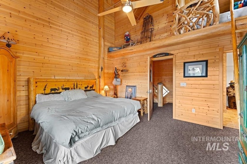 Fractional Lakefront 5-bed, 5 bath home with two additional bed - photo 25