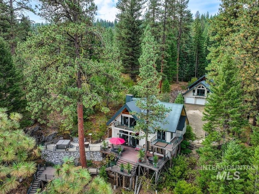 Fractional Lakefront 5-bed, 5 bath home with two additional bed - photo 45