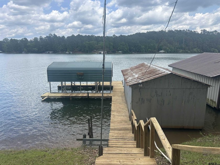 Enjoy affordable waterfront living on beautiful Lake - photo 13
