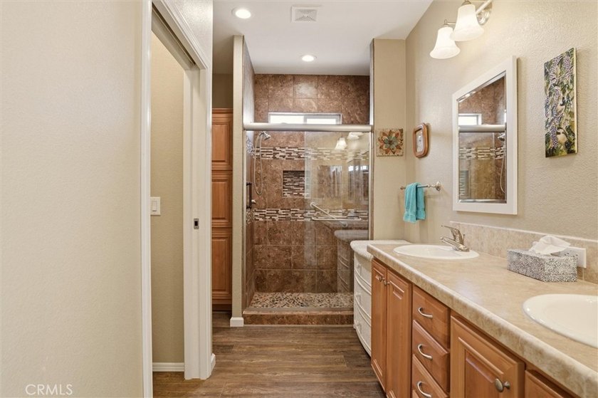 Very few 2015-built homes offer rooftop 180-degree views of - photo 25