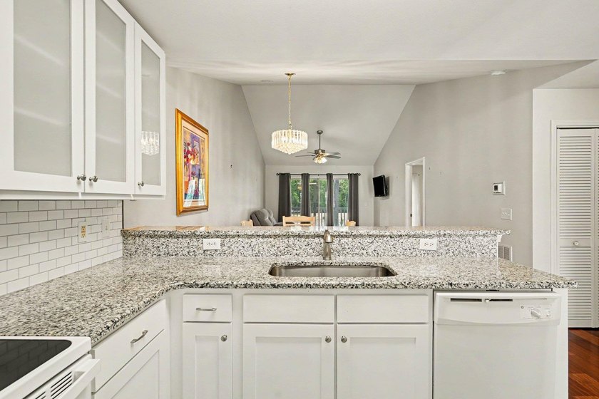 This beautifully maintained second-floor 2-bedroom, 2-bath condo - photo 11