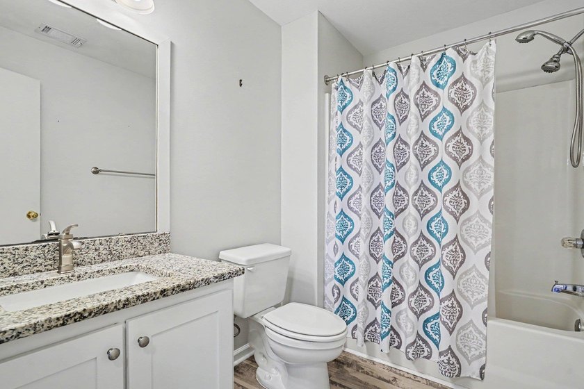 This beautifully maintained second-floor 2-bedroom, 2-bath condo - photo 18