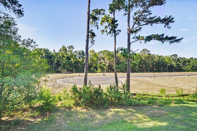 This beautifully maintained second-floor 2-bedroom, 2-bath condo - photo 26