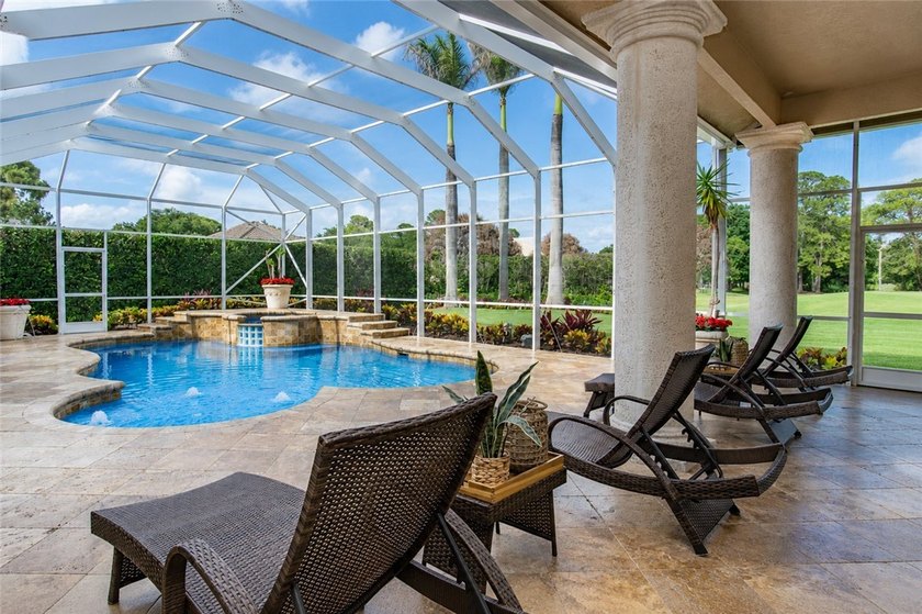 Exceptional 5,155 SF estate in Meadowood Golf &amp; Country Club - photo 32
