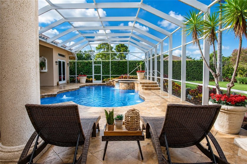 Exceptional 5,155 SF estate in Meadowood Golf &amp; Country Club - photo 33