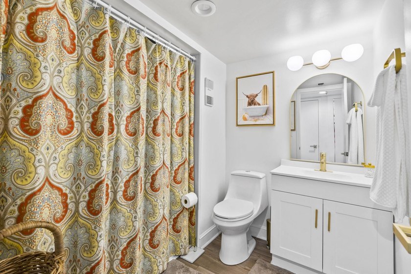 Welcome to luxury coastal living in one of Myrtle Beach's most - photo 28