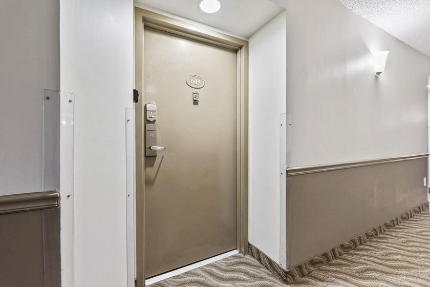 Welcome to luxury coastal living in one of Myrtle Beach's most - photo 42