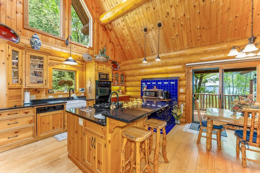 Squirrel Lake Lodge - A truly one-of-a-kind estate on highly - photo 12