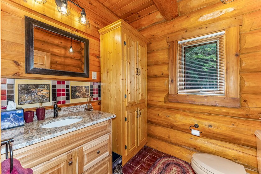 Squirrel Lake Lodge - A truly one-of-a-kind estate on highly - photo 24