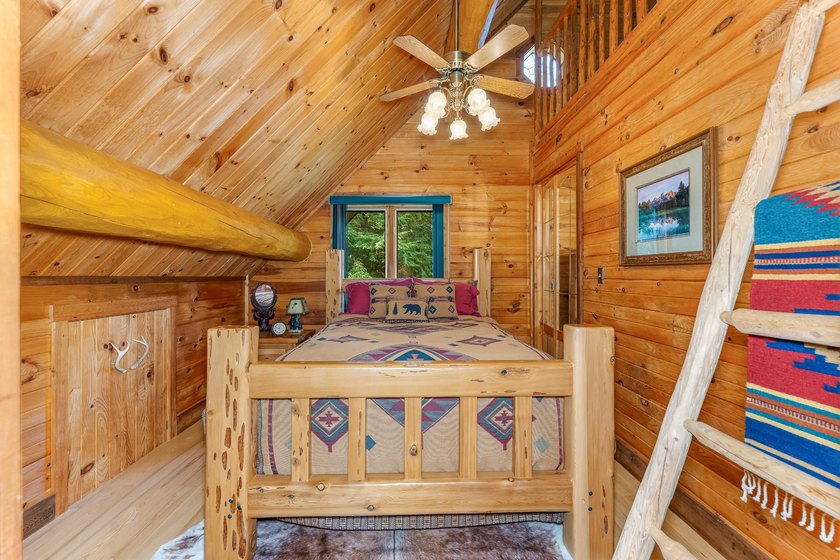 Squirrel Lake Lodge - A truly one-of-a-kind estate on highly - photo 25