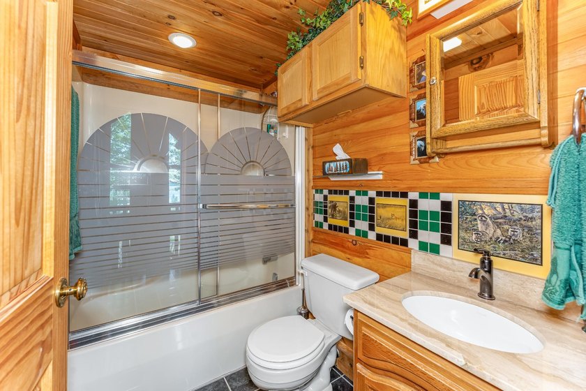 Squirrel Lake Lodge - A truly one-of-a-kind estate on highly - photo 26